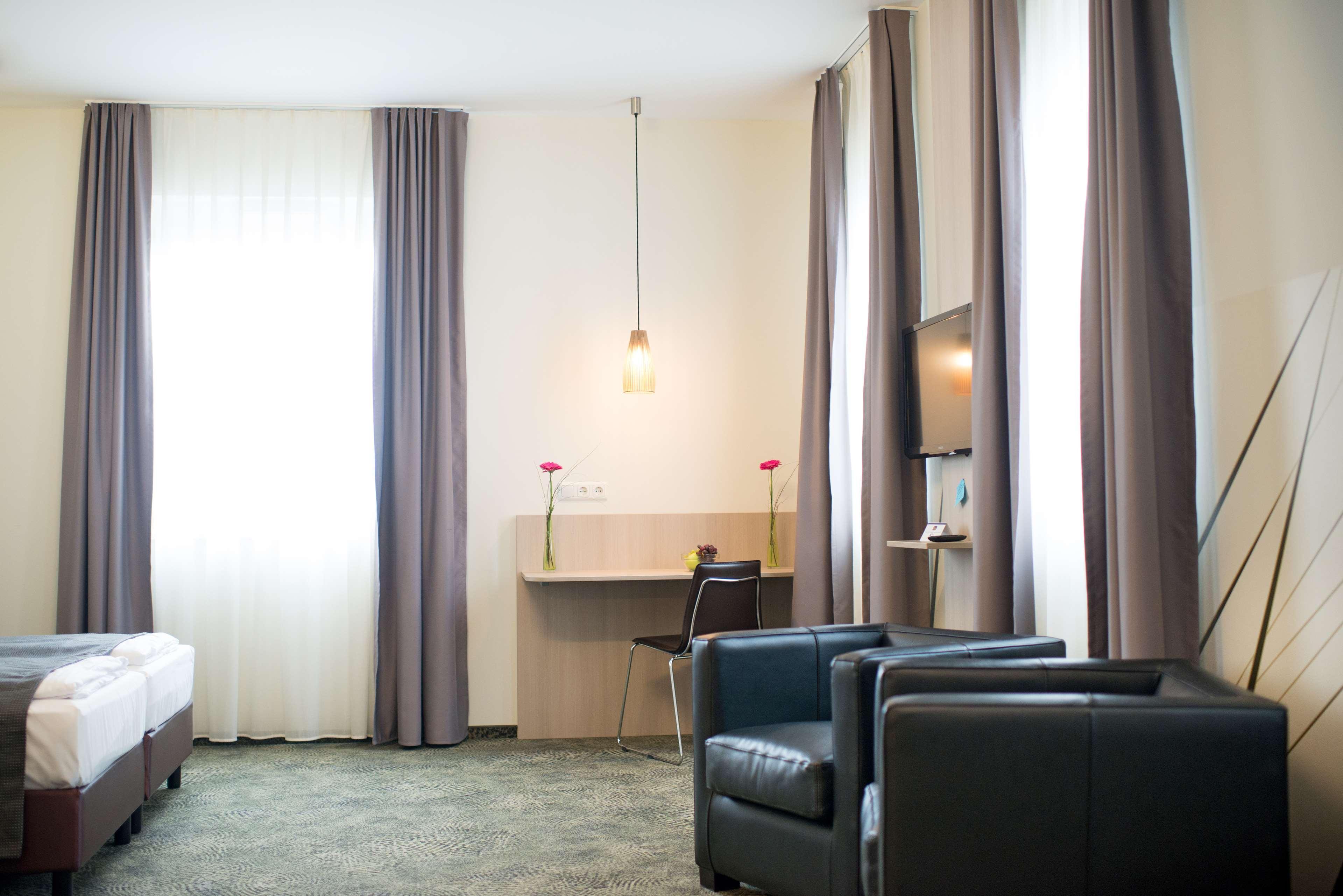Best Western Hotel Bad Rappenau Bagian luar foto